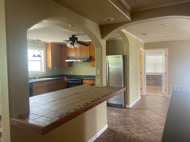 1331 Hinch Dr in New Braunfels, TX - Building Photo - Building Photo