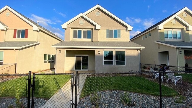 2648 Brooklyn in Redding, CA - Building Photo - Building Photo