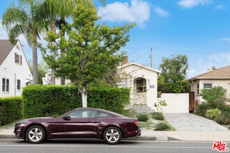 1039 26th St in Santa Monica, CA - Building Photo - Building Photo