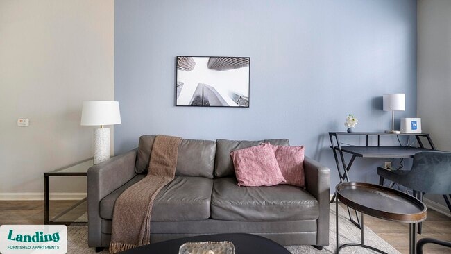 261 Veterans Pkwy in Murfreesboro, TN - Foto de edificio - Building Photo