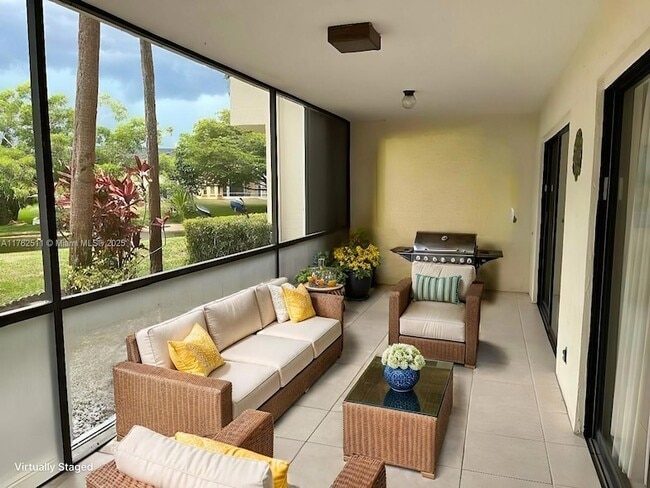 12524 Shoreline Dr, Unit H104 in Wellington, FL - Building Photo - Building Photo