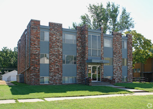 1316 SW Western Ave in Topeka, KS - Building Photo - Building Photo