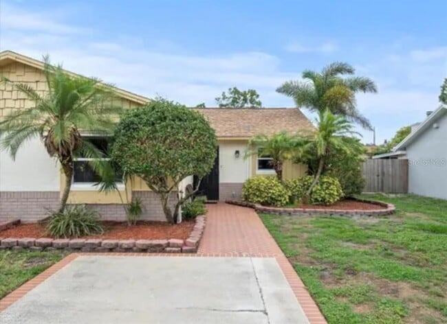 property at 5112 Letitia Ct