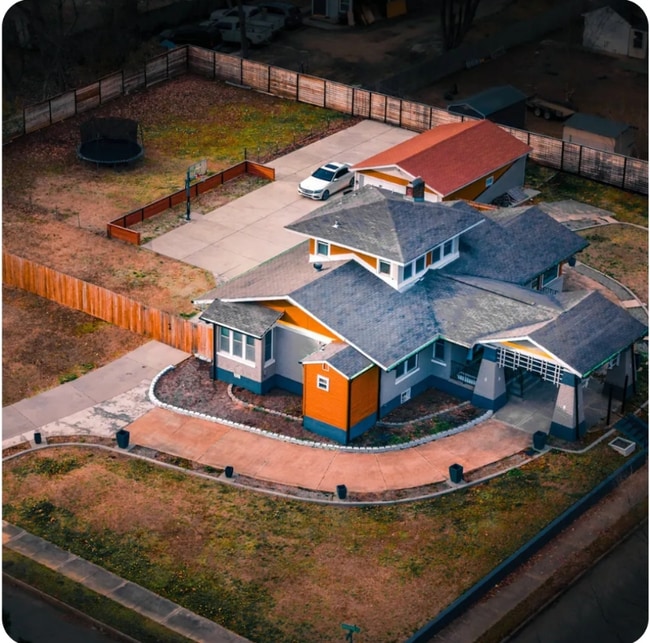 property at 431 N Holmes St