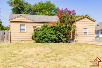 1708 NW 15th St in Lawton, OK - Building Photo - Building Photo