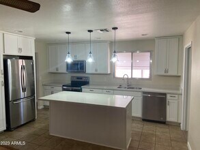 8637 E El Charro Ln in Scottsdale, AZ - Building Photo - Building Photo