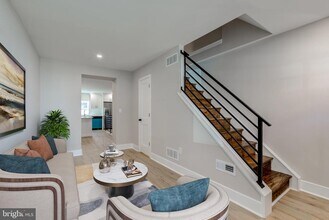 369 E Hector St in Conshohocken, PA - Building Photo - Building Photo