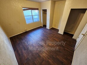 913 N Highland Ave in Ada, OK - Building Photo - Building Photo