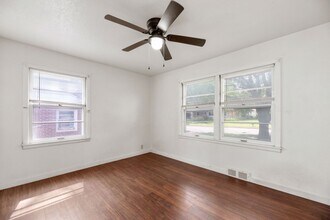 6014 Castle Dr in Wichita, KS - Building Photo - Building Photo