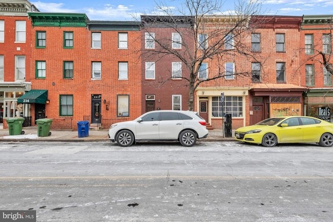 property at 210 W Read St