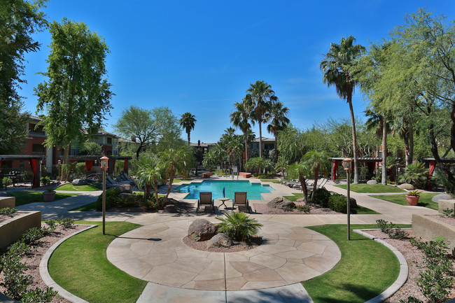 Red Rox Villas in Phoenix, AZ - Building Photo - Other