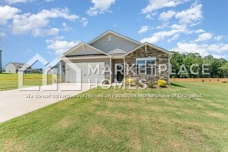 1120 Tilburn Ter in Reidsville, NC - Building Photo - Building Photo