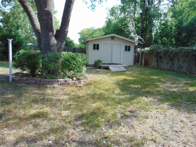 10301 Ray Ave in Austin, TX - Building Photo - Building Photo