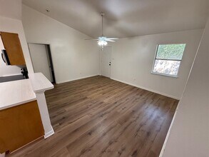 8117 Willet Trail in Austin, TX - Building Photo - Building Photo