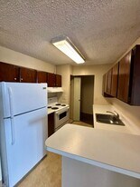 1400 Millersport Hwy in Amherst, NY - Building Photo