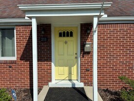 211 Verdant St in Irwin, PA - Building Photo