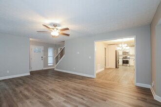 6179 Charring Cross Ct in Lithonia, GA - Building Photo - Building Photo