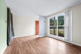 5409 Country Dr in Nashville, TN - Building Photo - Building Photo