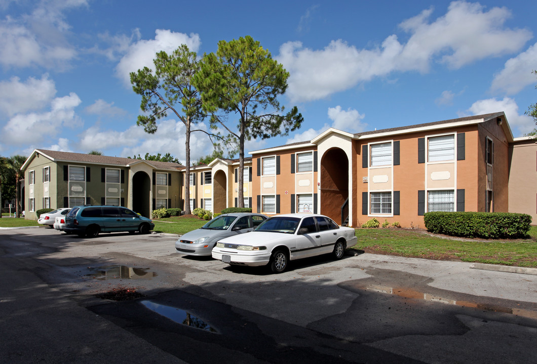 Windmill Point in Orlando, FL - Foto de edificio