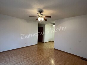 2409 W High St in Springfield, MO - Building Photo - Building Photo