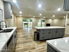 2535 N Phyllis St in Simi Valley, CA - Building Photo - Building Photo