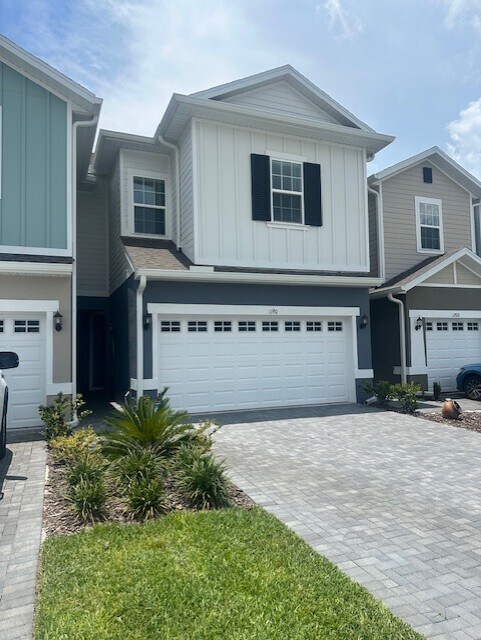 property at 1190 Wycliffe Wy