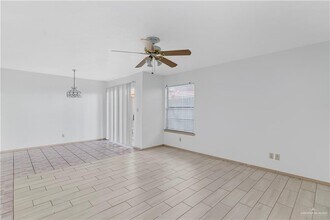 21 E Samano St in Edinburg, TX - Building Photo - Building Photo