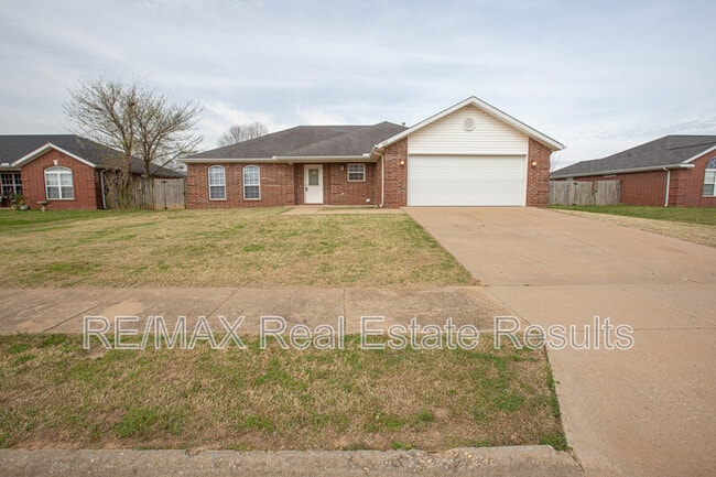 property at 1902 SW Fremont Rd