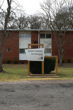 River Terrace in Nashville, TN - Building Photo - Building Photo