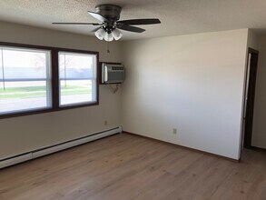 3505 S West Ave, Unit 6 in Sioux Falls, SD - Building Photo - Building Photo
