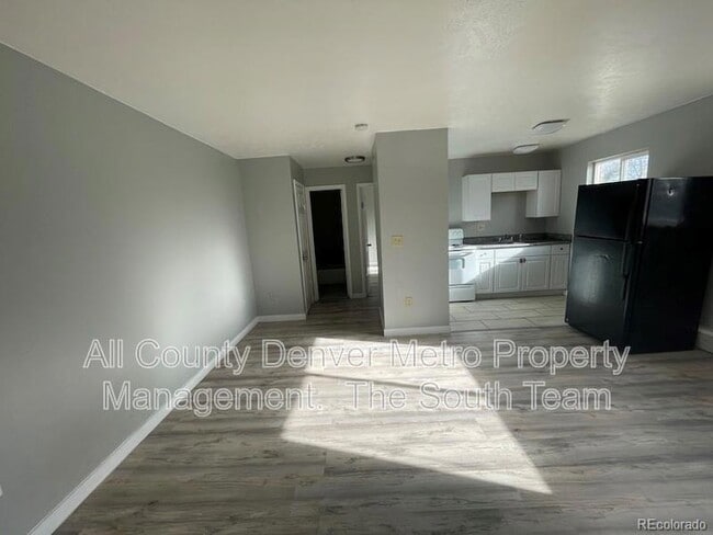 9597 E 19th Ave, Unit 6 in Aurora, CO - Foto de edificio - Building Photo