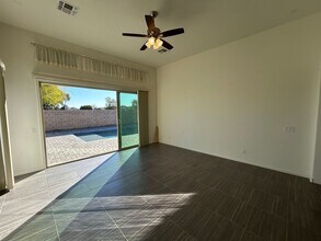 8609 N 89th Dr in Peoria, AZ - Building Photo - Building Photo