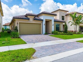12280 N Baypoint Cir in Parkland, FL - Building Photo - Building Photo