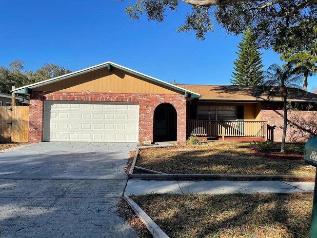 property at 2334 Colonial Ct