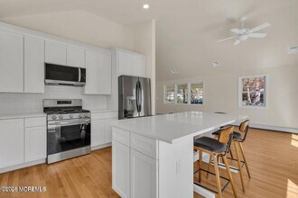 34 Chadwick Ave in Toms River, NJ - Building Photo - Building Photo