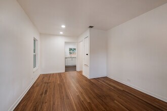 143 Shasta Ave in San Antonio, TX - Building Photo - Building Photo