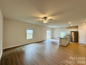 6322 Lowe Ln in Charlotte, NC - Building Photo - Building Photo