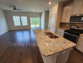 112 Outback Dr in Greer, SC - Building Photo - Building Photo