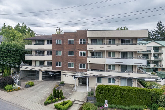 2684 Mccallum Rd in Abbotsford, BC - Building Photo - Building Photo