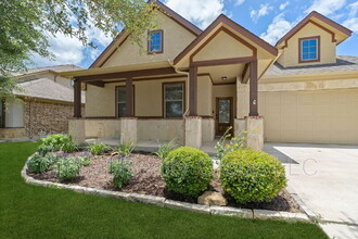 2118 Pecan Haven in New Braunfels, TX - Building Photo - Building Photo