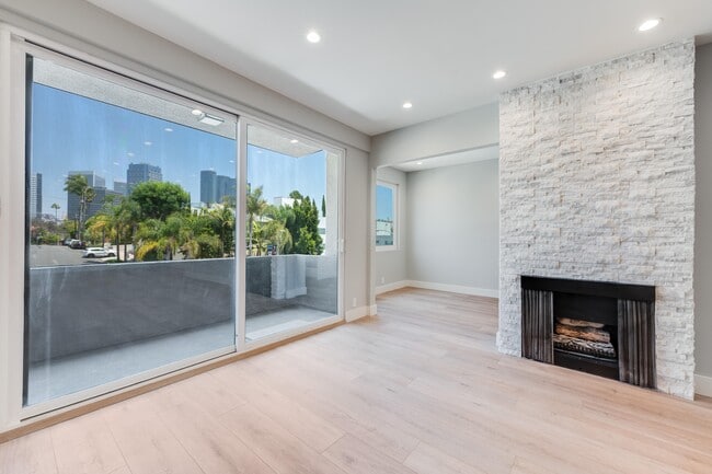 property at 1557 S Beverly Glen Blvd