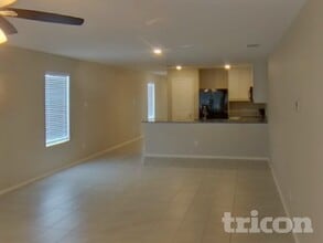 112 Cornstalk Ln in Princeton, TX - Foto de edificio - Building Photo