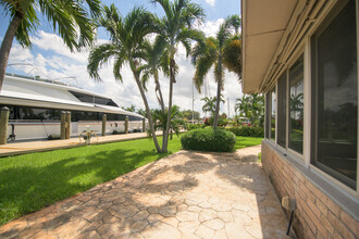 818 Bryan Pl in Fort Lauderdale, FL - Building Photo - Building Photo