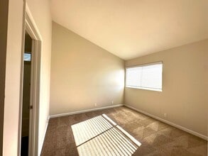 367 Roosevelt St in Chula Vista, CA - Building Photo - Building Photo
