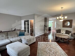 9985 Vervain Dr in Eden Prairie, MN - Building Photo - Building Photo