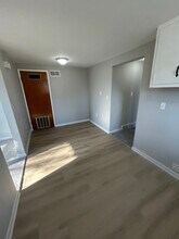 160 Roberta Ave in Florence, KY - Building Photo - Building Photo