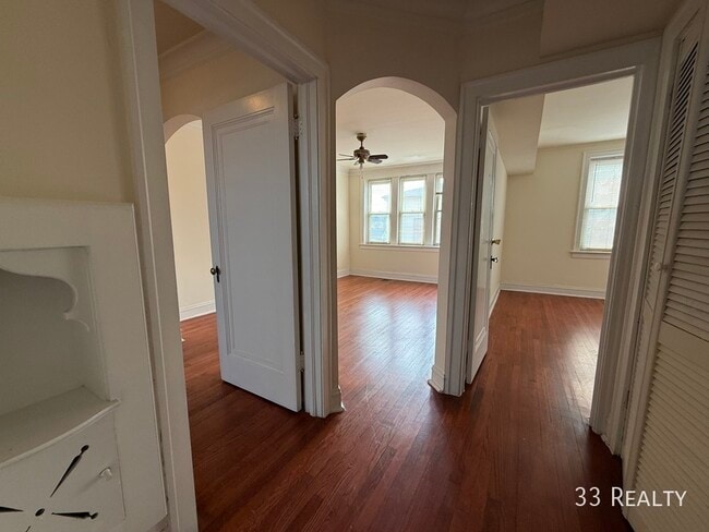 property at 2751 N Lavergne Ave