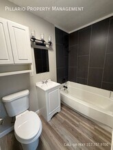 7903 Roseway Ct in Indianapolis, IN - Building Photo - Building Photo