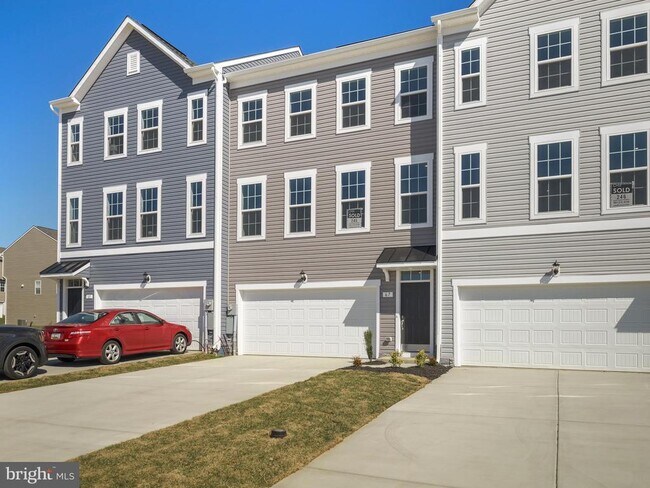 67 Stafford Pl in Falling Waters, WV - Building Photo - Building Photo