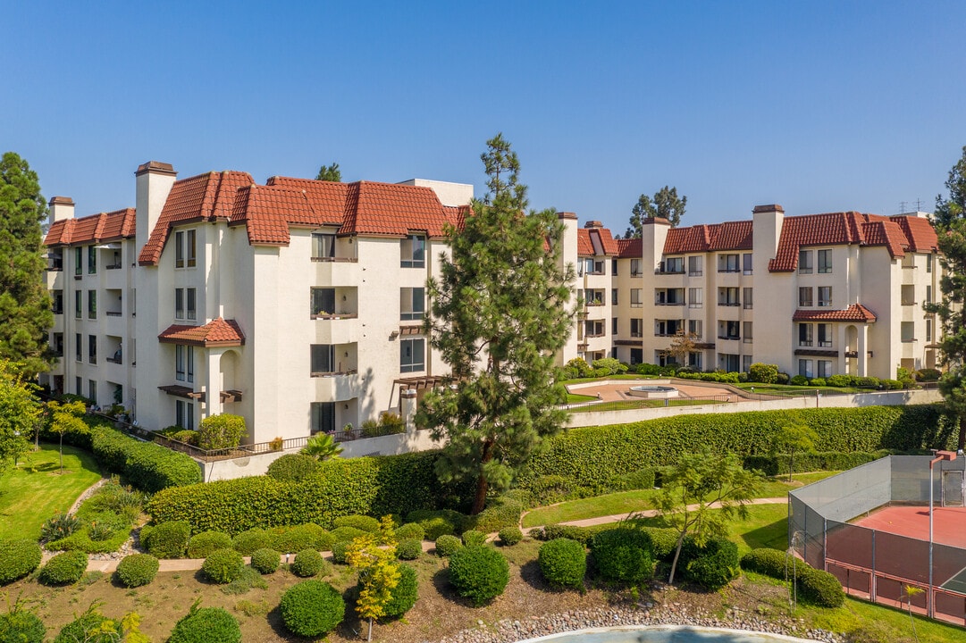 The Courtyards in San Diego, CA - Foto de edificio